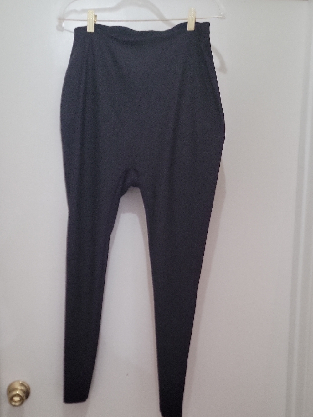 SKIMS Black High-Waist Padded Butt Leggings